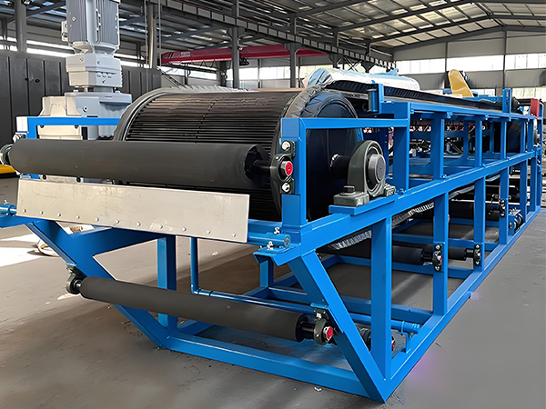 Horisontal belti filter