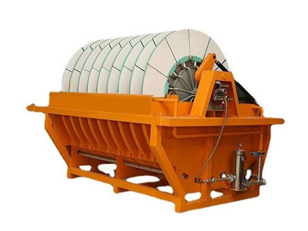 Rannsókn á sambandi milli símaefni og símaefni í vákuumkeramískum símaefnum